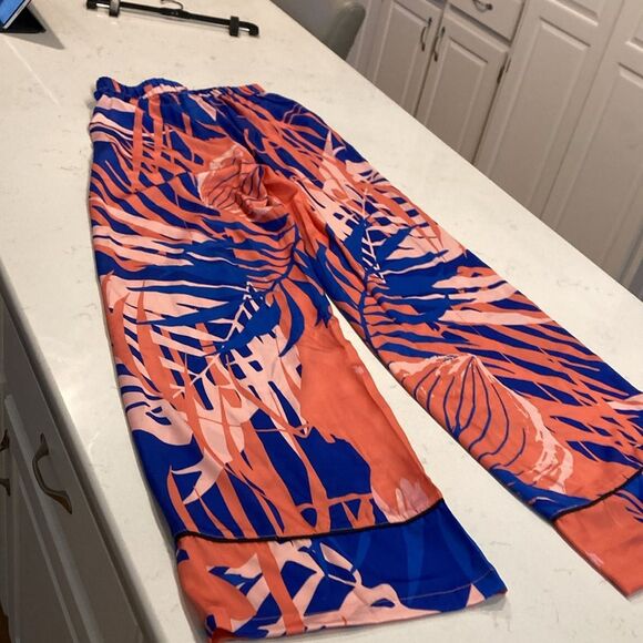 By Egreis Kiana Set Tropical Pink Feather Trim Robe Pajama Set - Picture 8 of 16